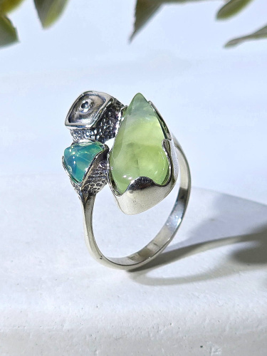 Серебряное кольцо